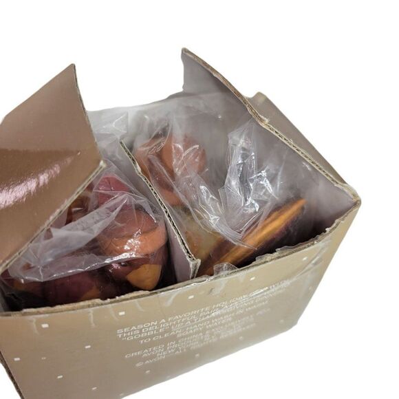 Avon Vintage Gift Collection Thanksgiving Salt & Pepper Shakers - Picture 7 of 7